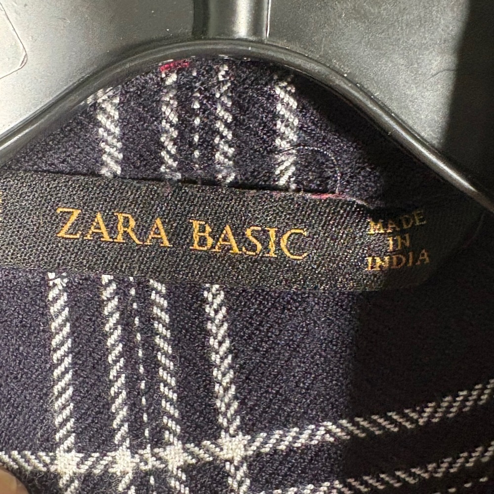 Zara Basic Plaid Button Down Shirt Womens Red Black XS Viscose - Picture 8 of 10